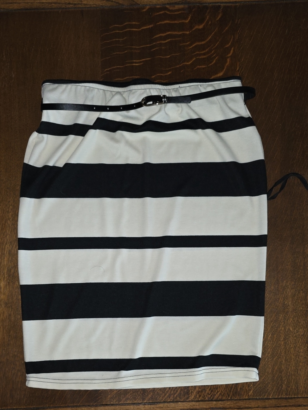 Metaphor Black and White Striped Pencil Skirt with Slim Belt